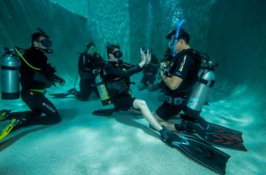 Discover scuba and snorkelling in a pool